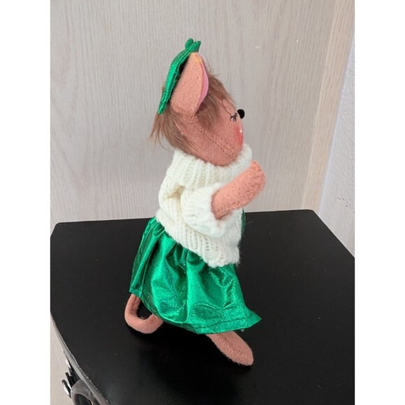 Annalee Dolls 6" “Kiss Me I’m Irish” Girl Mouse – St. Patrick’s Day Collectible - Picture 6 of 8
